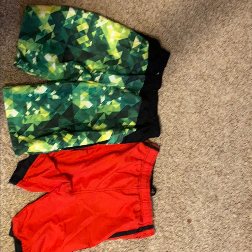 Swim trunks - Picture 2 of 4